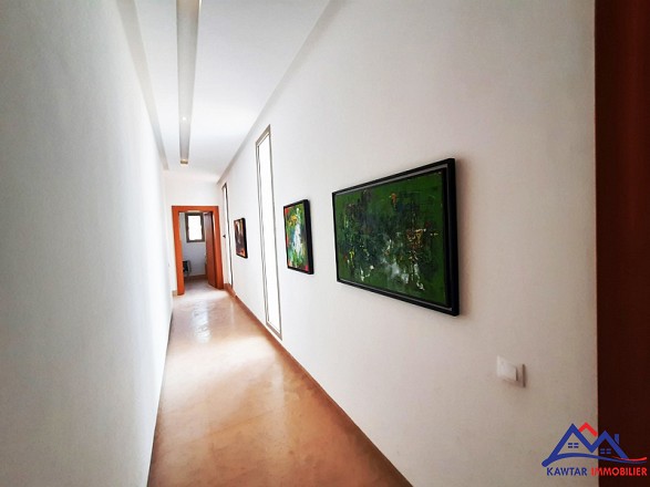 Superbe Villa neuve avec piscine a vendre  17