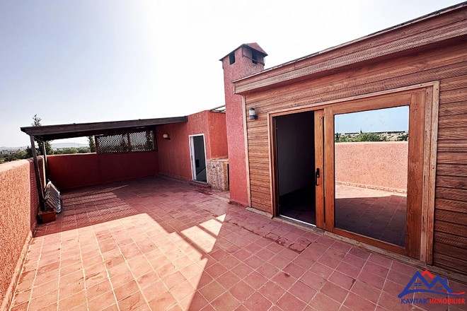 Splendide villa de 4 chambre avec piscine et Jacuzzi 30