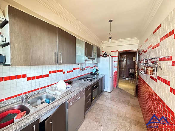Bel appartement très lumineux  14