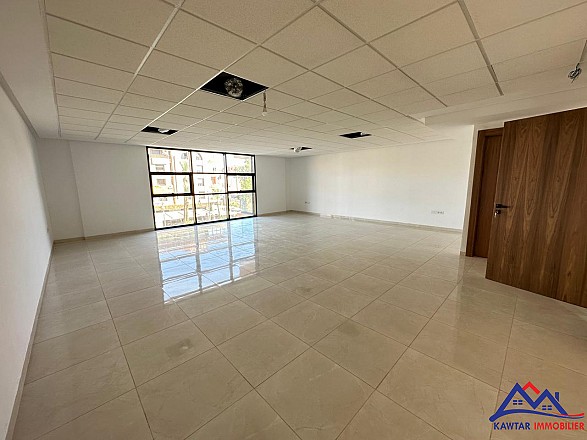 PLATEAUX BUREAUX AU CŒUR DE GUÉLIZ 3