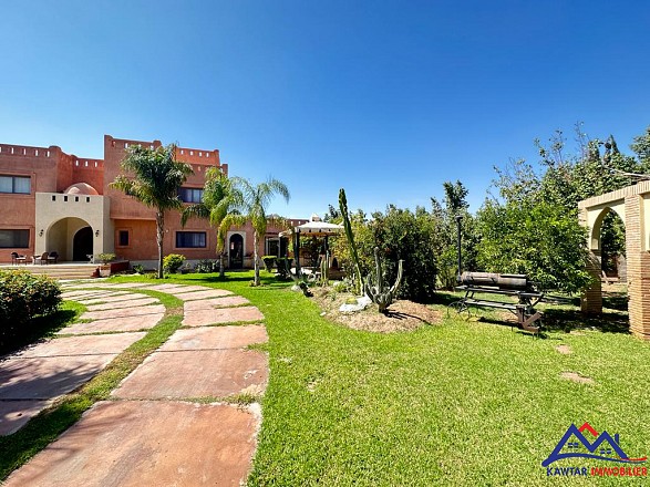 PRESTIGIEUSE VILLA 7