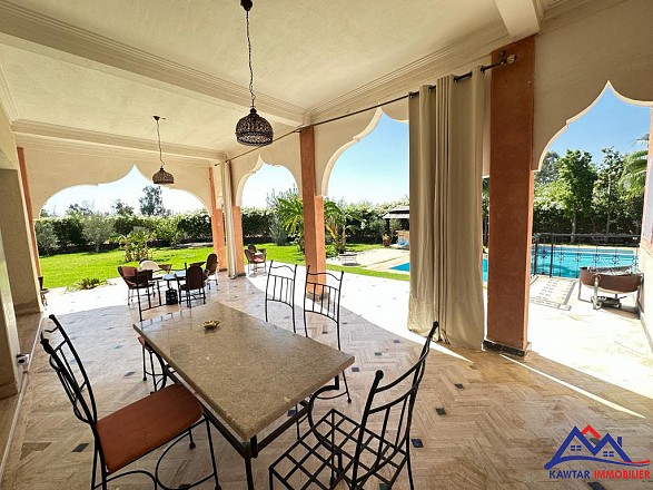 PRESTIGIEUSE VILLA 9