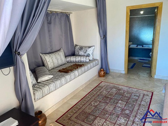 PRESTIGIEUSE VILLA 40