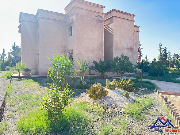 Très jolie Villa 3