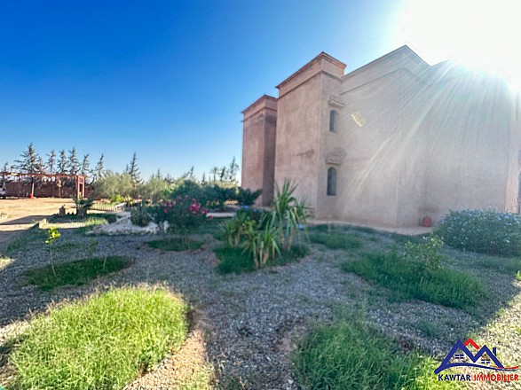 Très jolie Villa 4