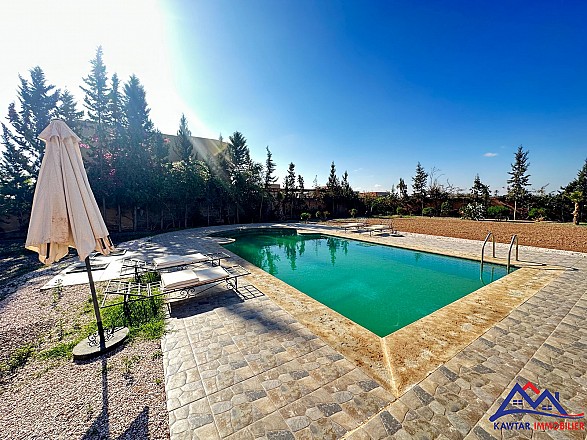 Très jolie Villa 2