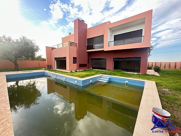 Très jolie Villa 5