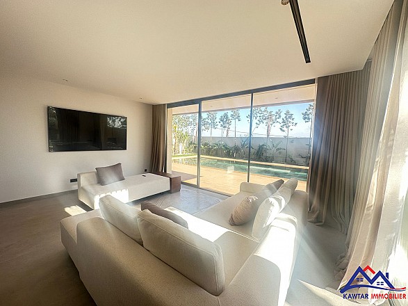 SUPERBE VILLA  13