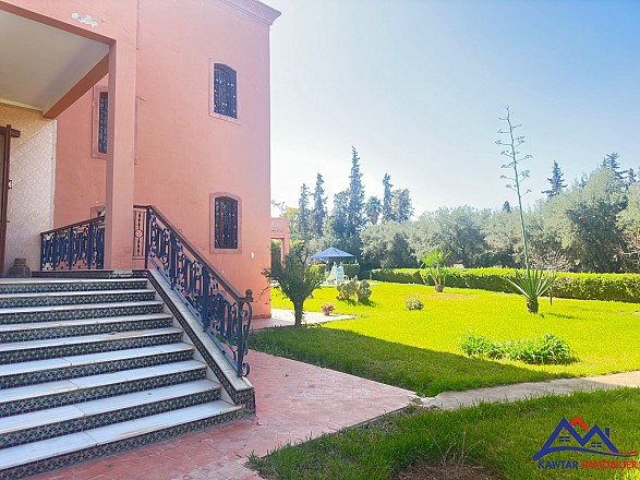 SUPERBE VILLA  13