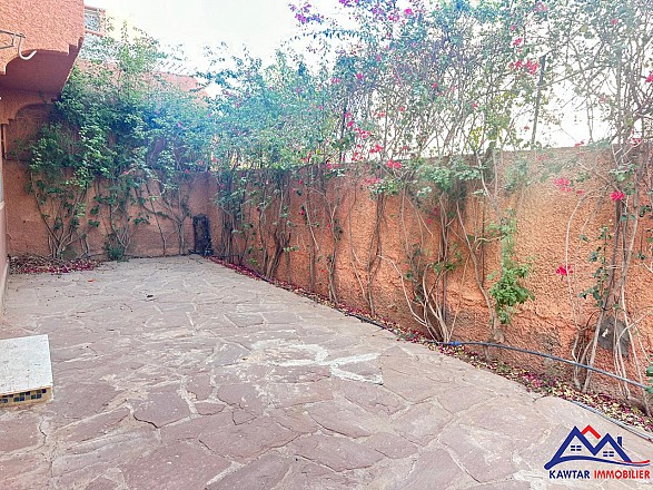 VILLA A VENDRE  4