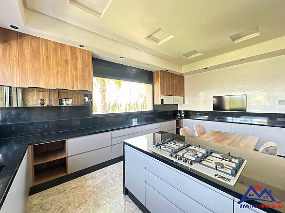 VILLA SOMPTUEUSE  33