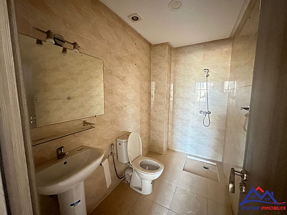 Appartement à Louer  9