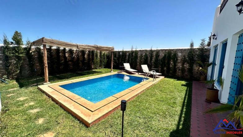 Villa avec Piscine et Terrasse Vue Dégagée à Vendre 6