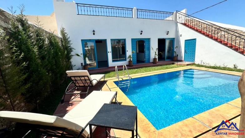 Villa avec Piscine et Terrasse Vue Dégagée à Vendre 9