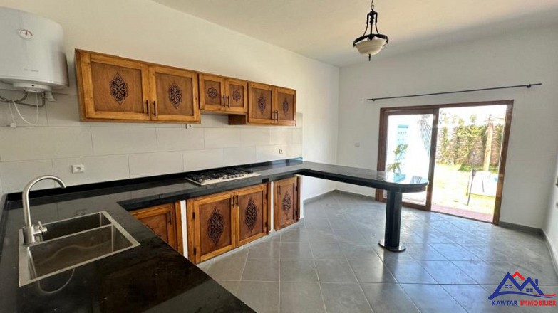 Villa avec Piscine et Terrasse Vue Dégagée à Vendre 17