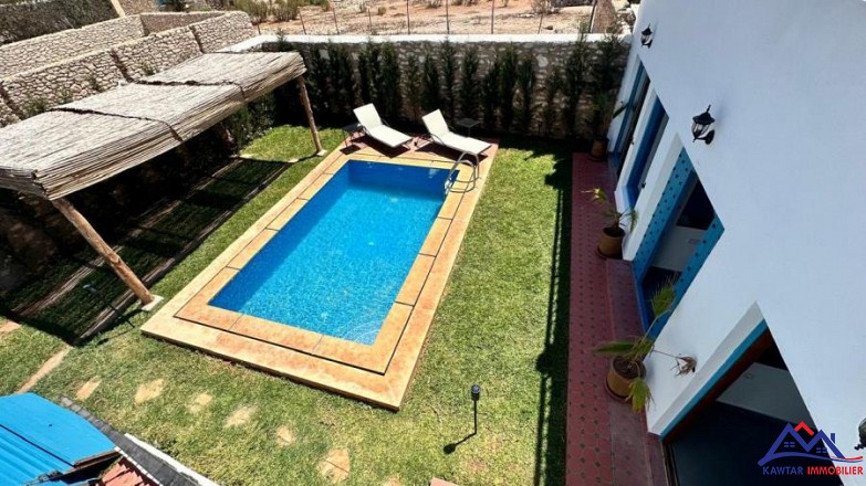 Villa avec Piscine et Terrasse Vue Dégagée à Vendre 4