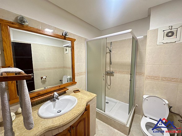 Charmant Appartement à Louer 5