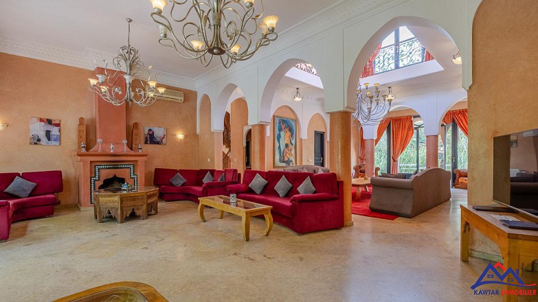 Villa Luxueuse Meublée à Louer 7