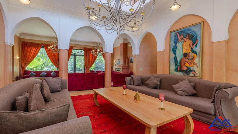 Villa Luxueuse Meublée à Louer 10