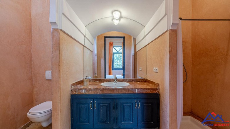 Villa Luxueuse Meublée à Louer 34