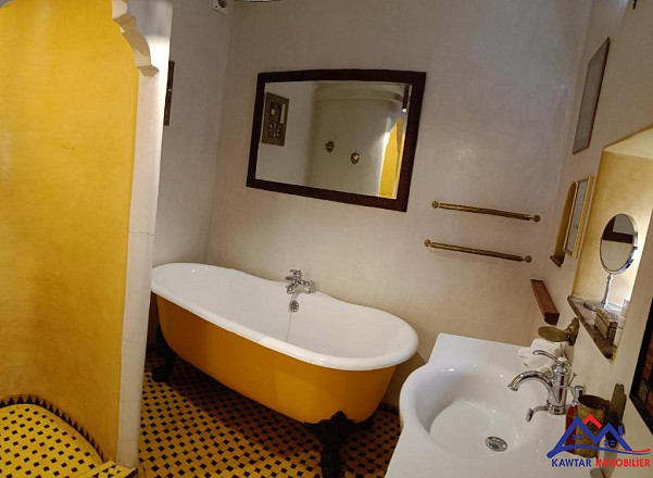 Riad Maison d'Hôtes à Vendre à Bab Doukalla 20