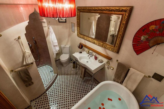 Riad Maison d'Hôtes à Vendre à Bab Doukalla 7