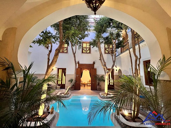 Riad Maison d'Hôtes à Vendre à Bab Doukalla 2
