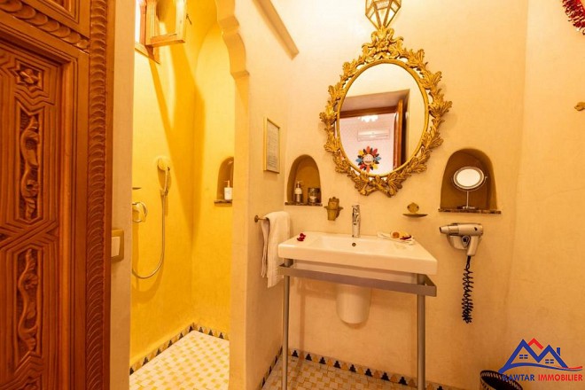 Riad Maison d'Hôtes à Vendre à Bab Doukalla 27