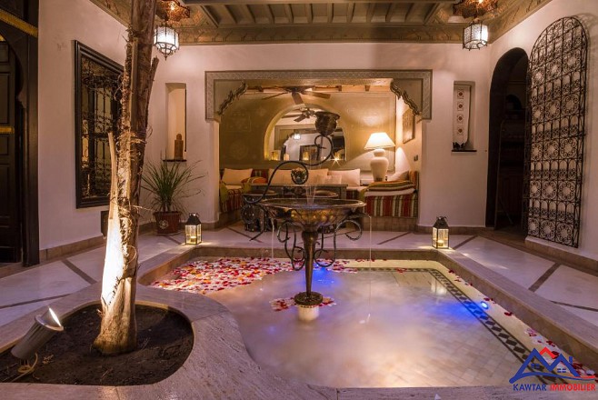 Riad Maison d'Hôte à Vendre - Médina de Marrakech 2