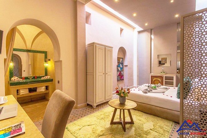 Riad d'Exception à Vendre - Emplacement Privilégié  26