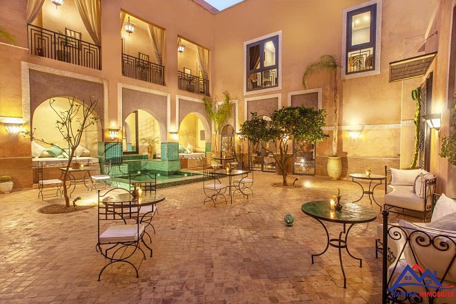 Riad d'Exception à Vendre - Emplacement Privilégié  13