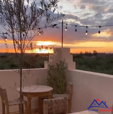 Domaine d’Exception à Usage Touristique – À Vendre Route de Ouarzazate 10