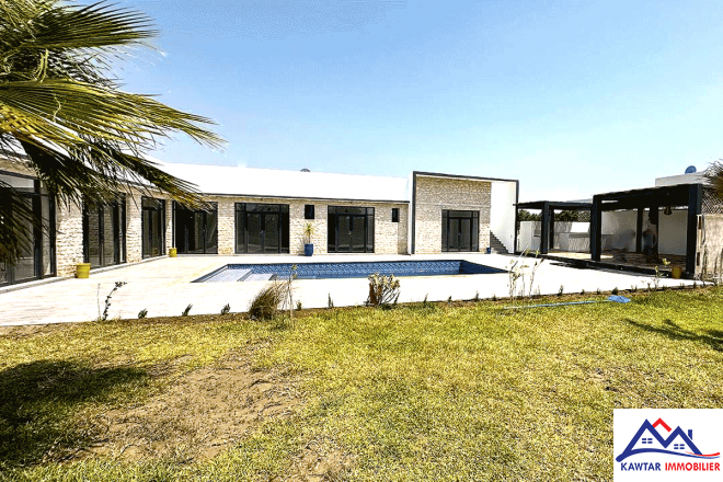 À vendre : Élégante villa de caractère sur un terrain généreux de 2 396 m² – cadre paisible et prestations complètes 8