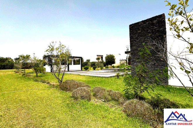 À vendre – Villa neuve contemporaine sur 3 500 m² de terrain 1