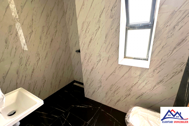 À vendre – Villa neuve contemporaine sur 3 500 m² de terrain 3