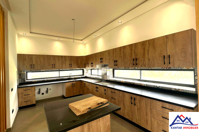 À vendre – Villa neuve contemporaine sur 3 500 m² de terrain 12