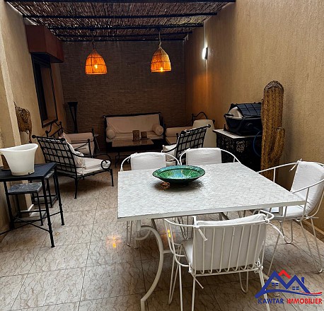 DUPLEX SPACIEUX AVEC COUR PRIVATIVE – VICTOR HUGO 7