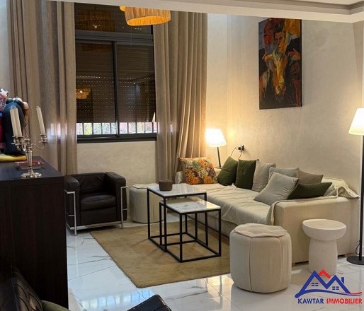 DUPLEX SPACIEUX AVEC COUR PRIVATIVE – VICTOR HUGO 4