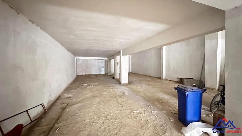 A VENDRE - Local Commercial à Guéliz  3