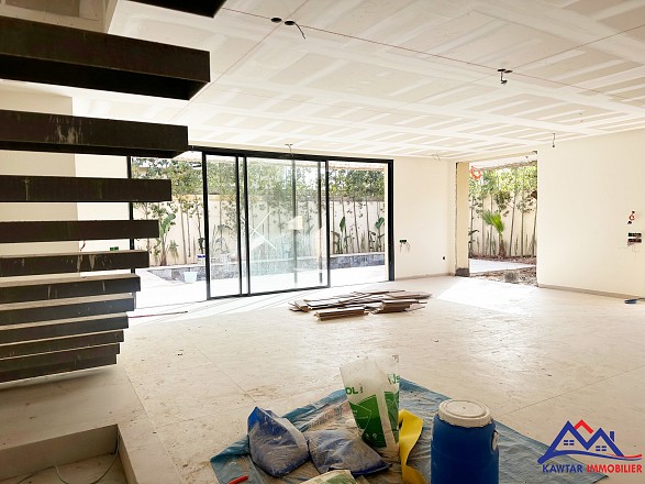 Villa Neuve d’Exception à Vendre – Résidence Golfique Sécurisée 9