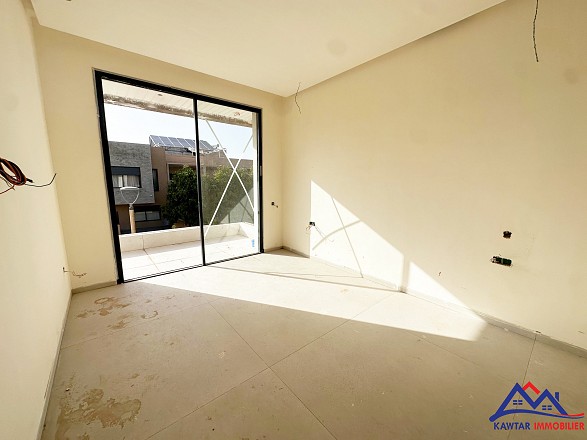 Villa Neuve d’Exception à Vendre – Résidence Golfique Sécurisée 4