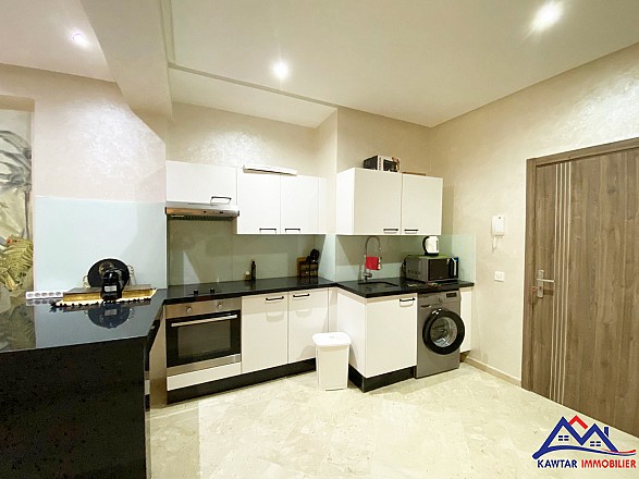 Petit bijou en plein Guéliz – emplacement premium proche de Carré Eden 12