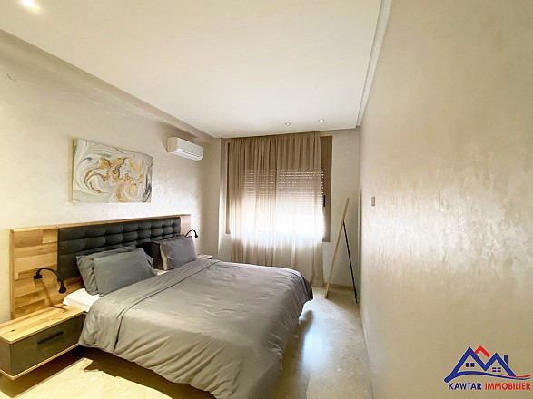 Studio moderne avec balcon au centre de Guéliz 8