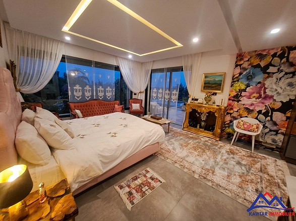 SUPERBE VILLA  30