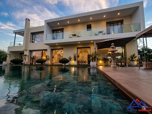 SUPERBE VILLA  4