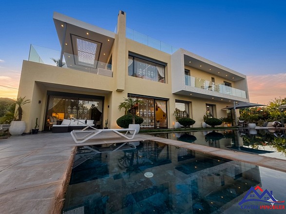 SUPERBE VILLA  11