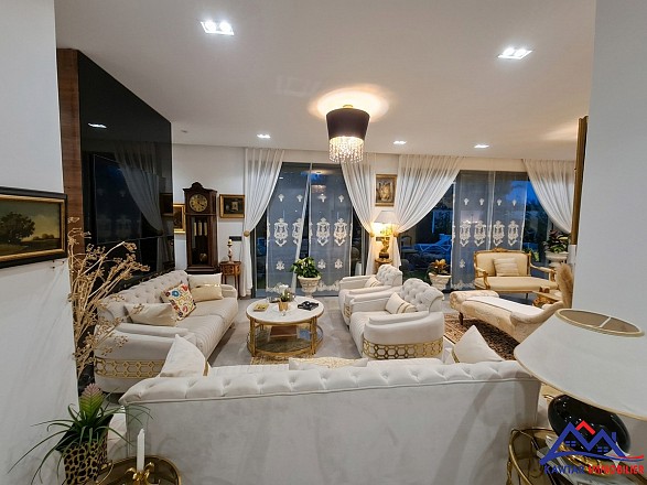 SUPERBE VILLA  13