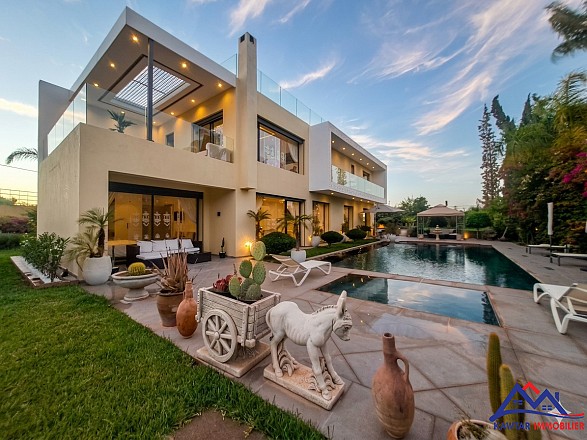SUPERBE VILLA  9