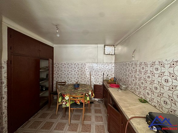 À VENDRE – Studio à rénover au cœur de Guéliz 11