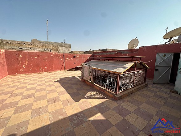 Grand riad titré à rénover à vendre – Quartier Kasbah 12